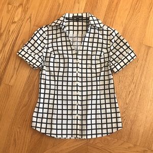 NWOT Express Slim Fit Essential Shirt